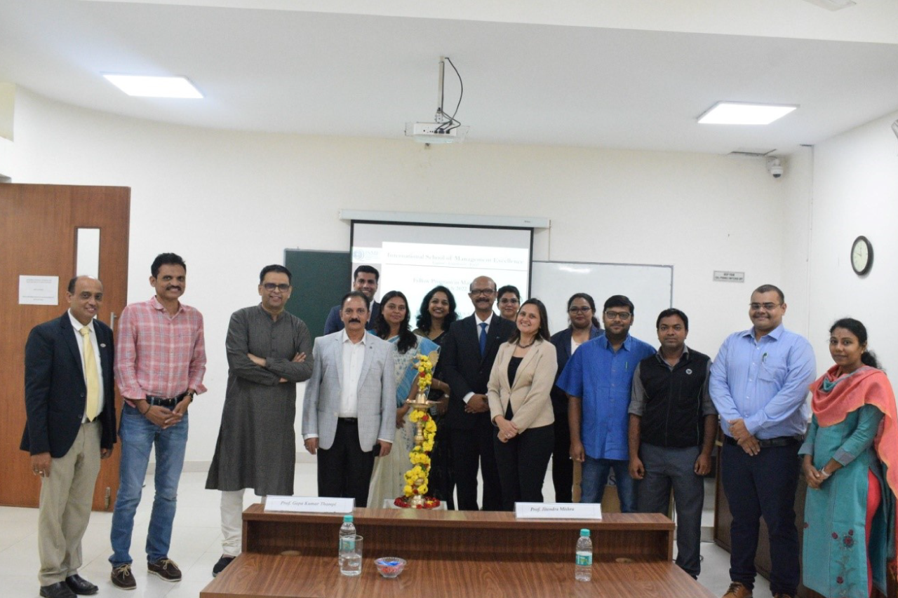 GET A DOCTORAL DEGREE WHILE WORKING